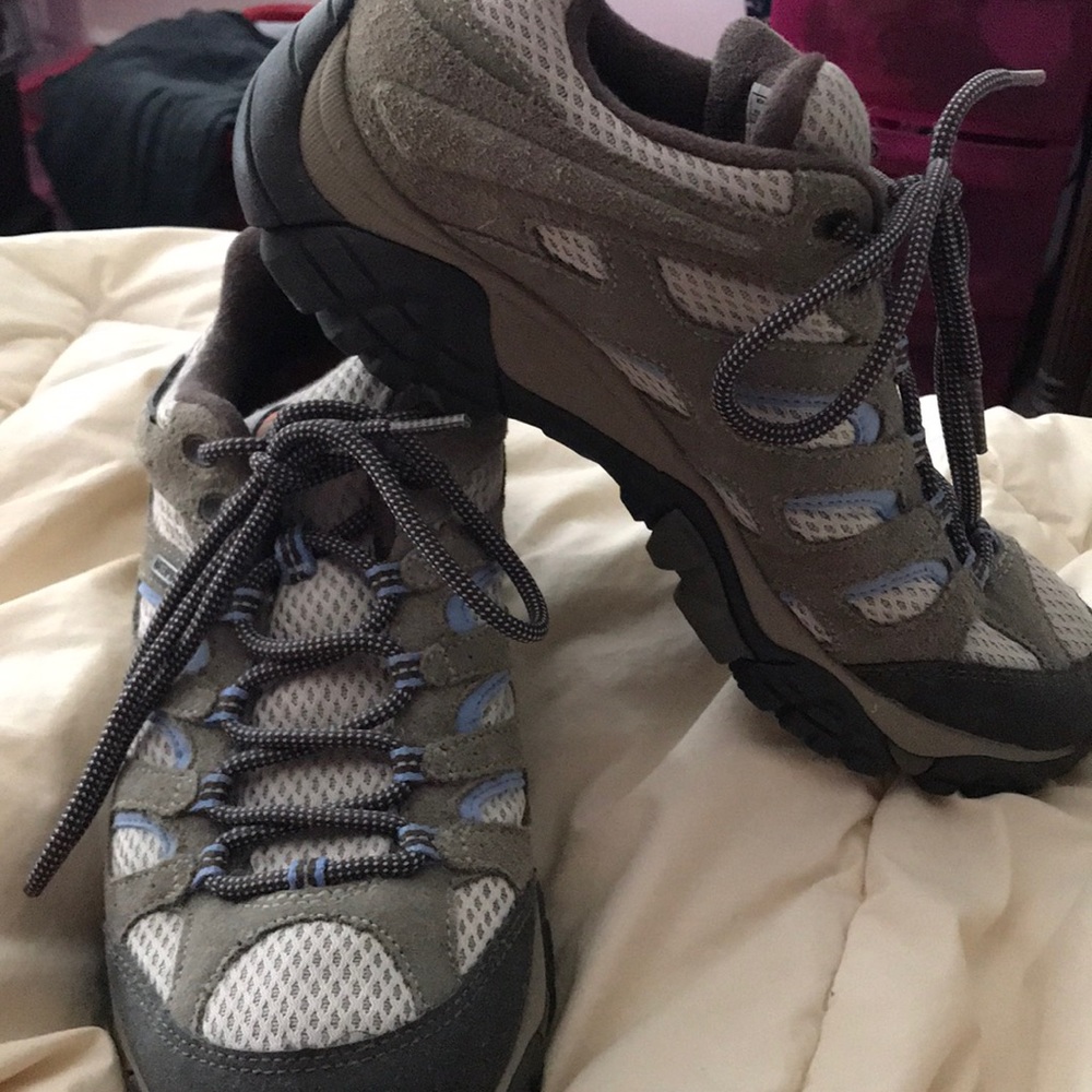 Merrell MOAB Low hiking shoe